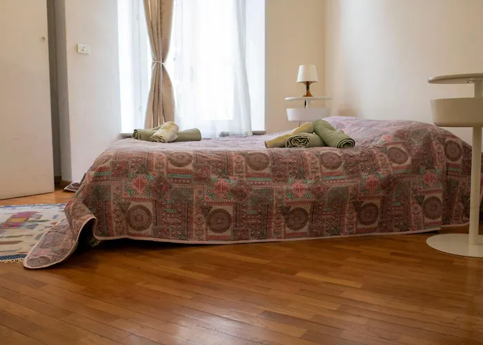 Oddone House *